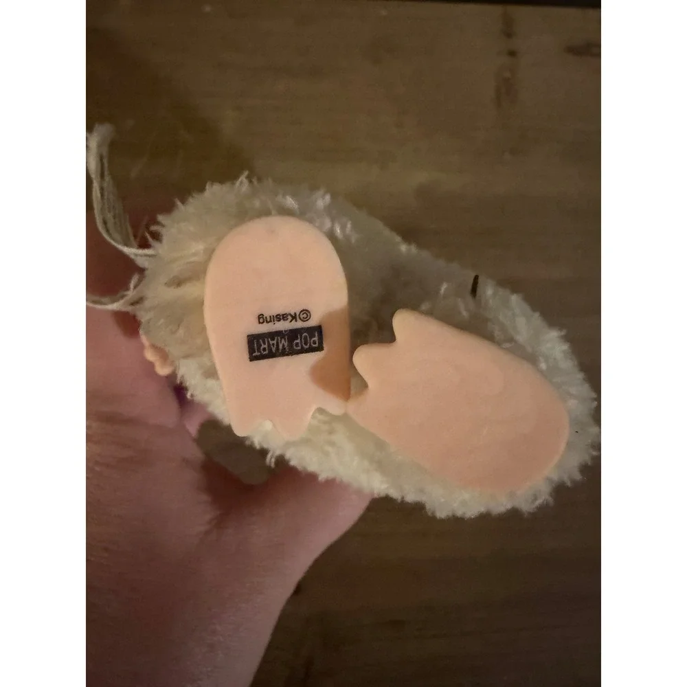 Pop Mart Labubu The Monsters Plush Pendant Keychain Cream White Kasing Lung